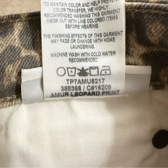 Joe's Jeans Women's The Callie High-Waist Crop Bootcut Pants Amur Leopard Print - Picture 12 of 12